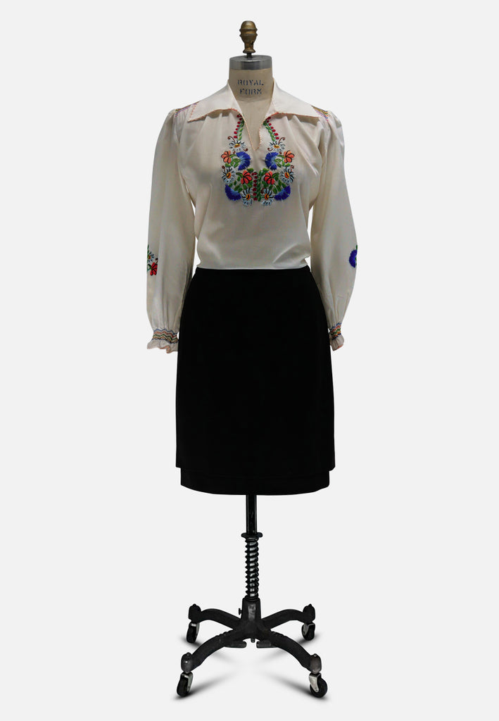 Ivory 1960s Wildflower Meadow Embroidered Folk Blouse