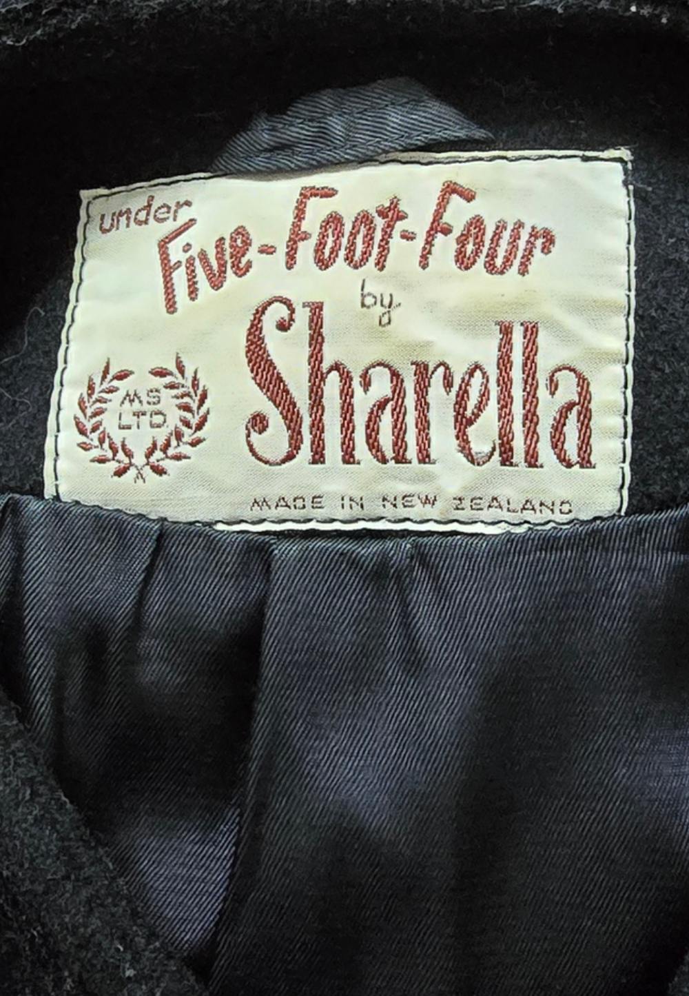 Sharella Five-Foot-Four black wool A-line coat with warm fur collar ...