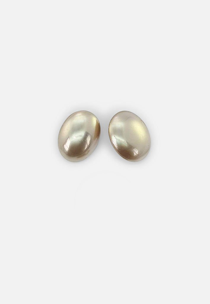 Vintage Clothing - Oval Faux Pearl Earrings (clip-on) - Painted Bird Vintage Boutique & The Aviary